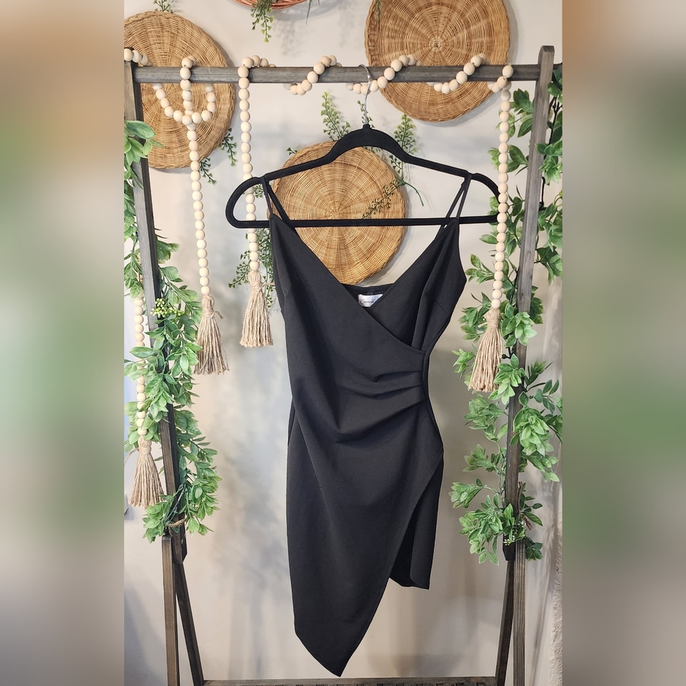 Emerald Sundae (S) Juniors' Asymmetrical-Hem Dress